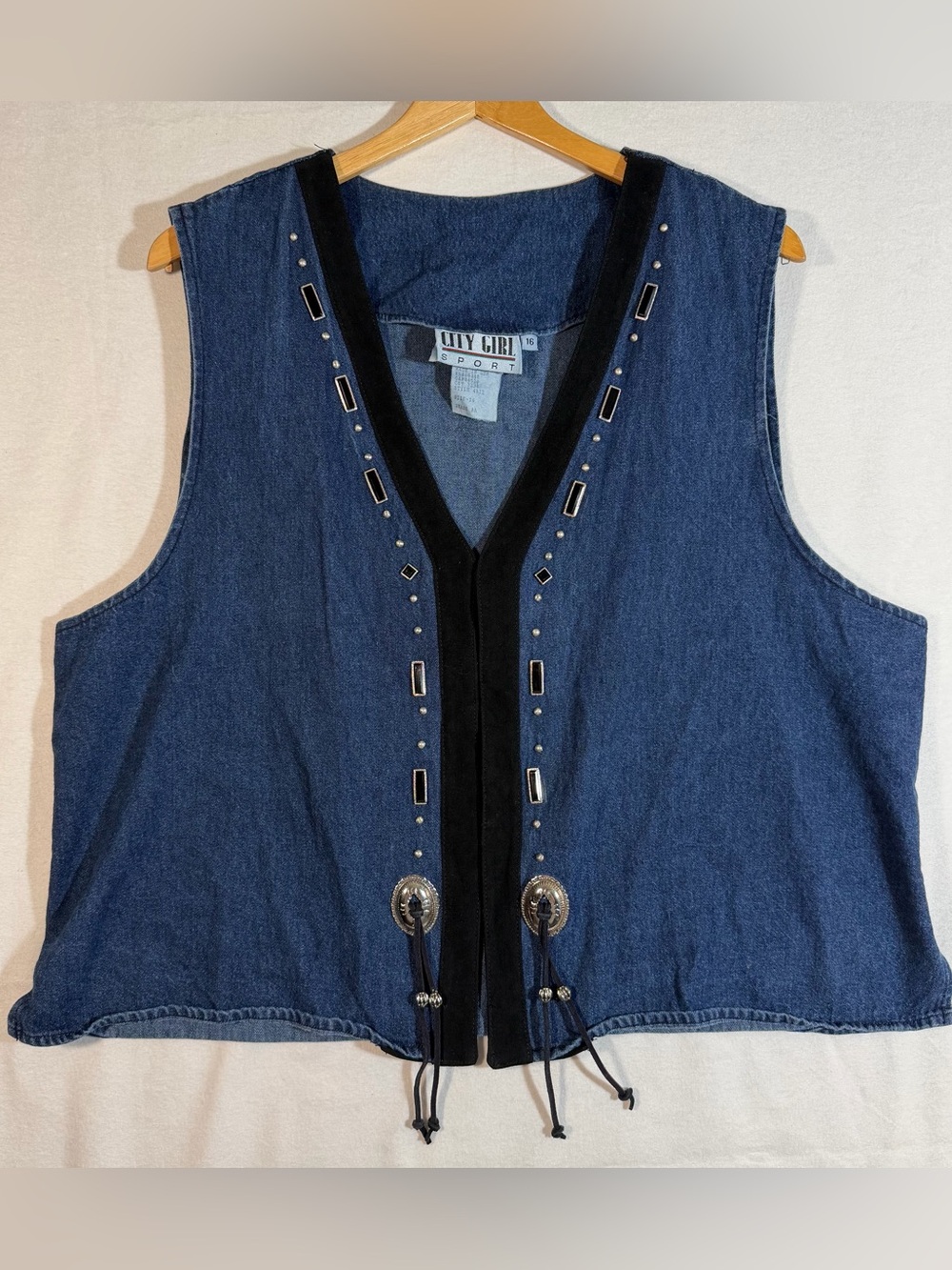 Vtg City Girl Vest Western Sz 16 Denim & Black With Conchos & Beads